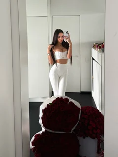 Ava escort in Hong Kong