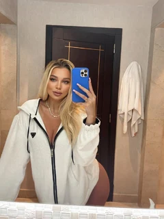 Lilliana escort in Hong Kong