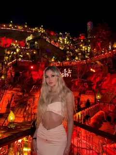 Samal escort in Hong Kong