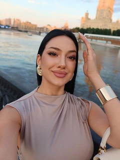 Zhansaya escort in Hong Kong