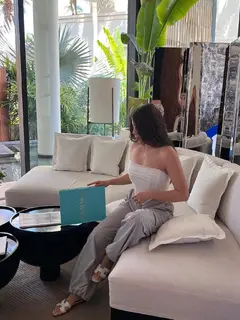 Zhanyl escort in Hong Kong